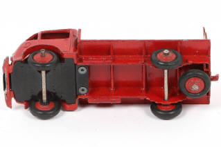 Lot 390 - DINKY TOYS (FRANCE) (1)