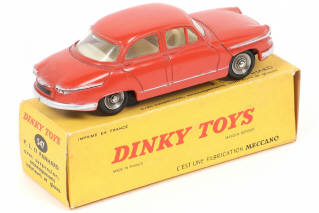 Lot 351 - DINKY TOYS (FRANCE) (1)