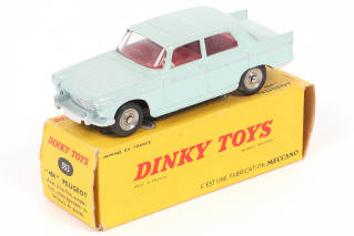 Lot 352 - DINKY TOYS (FRANCE) (1)