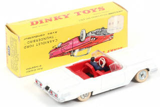 Lot 357 - DINKY TOYS (FRANCE) (1)