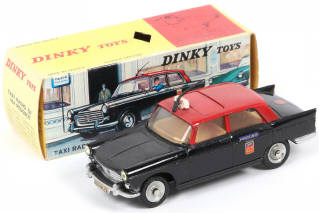 Lot 358 - DINKY TOYS (FRANCE) (1)