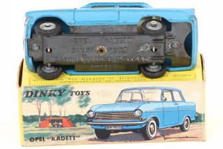 Lot 379 - DINKY TOYS (FRANCE) (1)