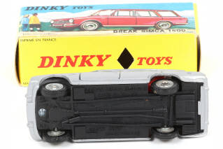 Lot 371 - DINKY TOYS (FRANCE) (1)