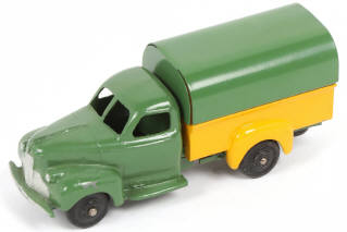 Lot 398 - DINKY TOYS (FRANCE) (1)