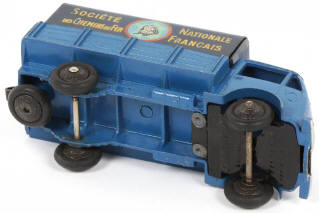 Lot 392 - DINKY TOYS (FRANCE) (1)