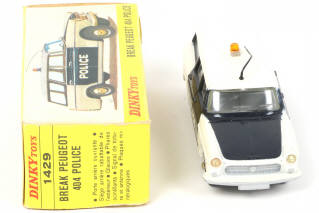 Lot 366 - DINKY TOYS (FRANCE) (1)