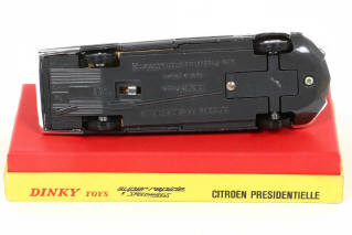 Lot 389 - DINKY TOYS (FRANCE) (1)