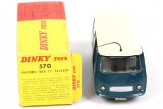 Lot 416 - DINKY TOYS (FRANCE) (1)