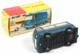 Lot 416 - DINKY TOYS (FRANCE) (1)