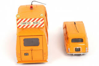Lot 407 - DINKY TOYS (FRANCE) (2)
