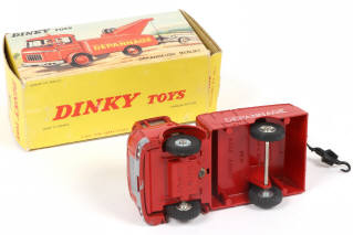 Lot 419 - DINKY TOYS (FRANCE) (1)
