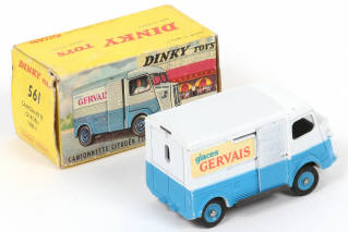 Lot 412 - DINKY TOYS (FRANCE) (1)