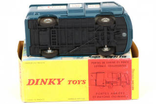 Lot 414 - DINKY TOYS (FRANCE) (1)