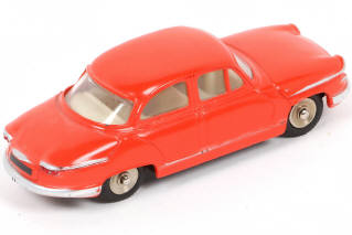 Lot 335 - DINKY TOYS (FRANCE) (1)
