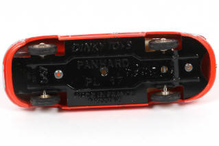 Lot 335 - DINKY TOYS (FRANCE) (1)