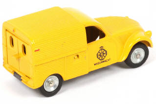 Lot 330 - DINKY TOYS (FRANCE) (1)