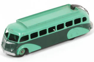 Lot 409 - DINKY TOYS (FRANCE) (1)