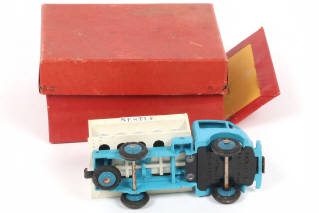 Lot 400 - DINKY TOYS (FRANCE) (1)