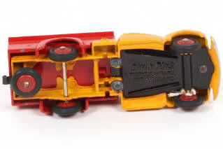 Lot 399 - DINKY TOYS (FRANCE) (1)
