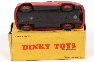 Lot 453 - DINKY TOYS (GB) (1)