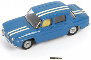 Lot 388 - DINKY TOYS (FRANCE) (1)