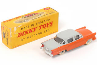 Lot 470 - DINKY TOYS (GB) (1)