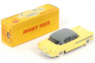 Lot 467 - DINKY TOYS (GB) (1)