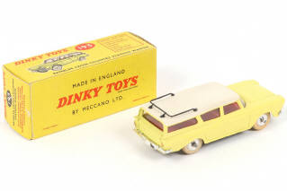Lot 478 - DINKY TOYS (GB) (1)