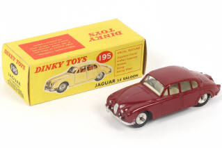 Lot 484 - DINKY TOYS (GB) (1)