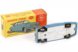 Lot 481 - DINKY TOYS (GB) (1)