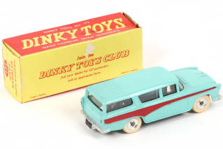 Lot 465 - DINKY TOYS (GB) (1)