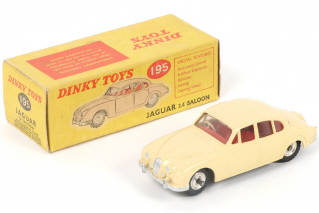 Lot 483 - DINKY TOYS (GB) (1)