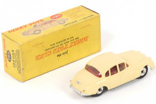 Lot 483 - DINKY TOYS (GB) (1)