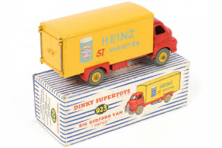 Lot 499 - DINKY TOYS (GB) (1)
