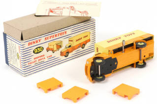 Lot 516 - DINKY TOYS (GB) (1)