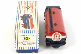Lot 514 - DINKY TOYS (GB) (1)