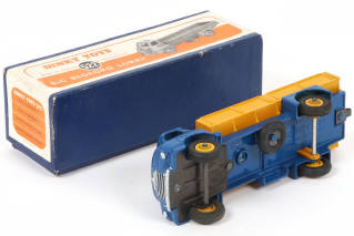 Lot 501 - DINKY TOYS (GB) (1)