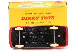 Lot 466 - DINKY TOYS (GB) (1)