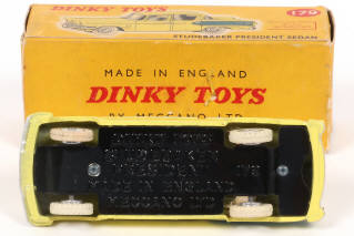 Lot 469 - DINKY TOYS (GB) (1)