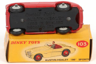 Lot 446 - DINKY TOYS (GB) (1)