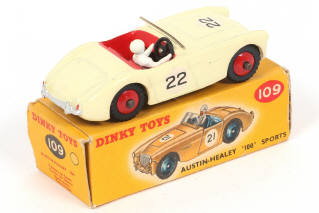 Lot 449 - DINKY TOYS (GB) (1)