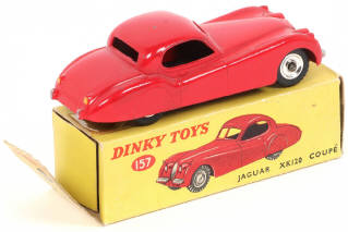 Lot 458 - DINKY TOYS (GB) (1)