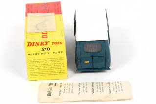 Lot 415 - DINKY TOYS (FRANCE) (1)