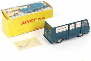 Lot 415 - DINKY TOYS (FRANCE) (1)