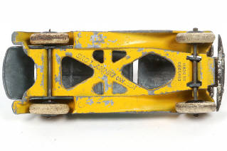 Lot 439 - DINKY TOYS (GB) (1)