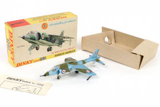 Lot 437 - DINKY TOYS (GB) (1)