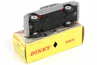 Lot 235 - DINKY TOYS (FRANCE) (1)