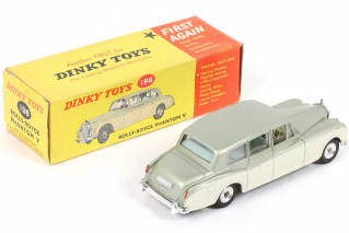 Lot 207 - DINKY TOYS (GB) (1)
