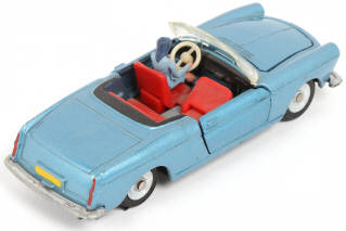 Lot 237 - DINKY TOYS (FRANCE) (1)