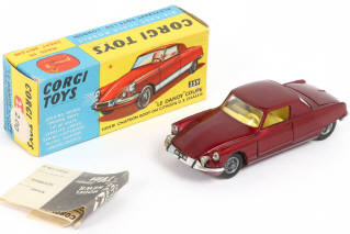 Lot 106 - CORGI TOYS (GB) (1)